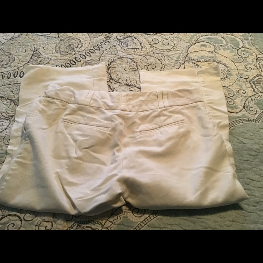 White maternity crop pants